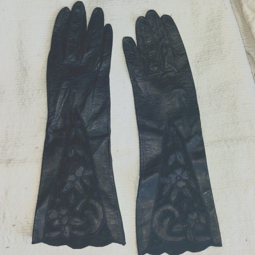 Leather Gloves